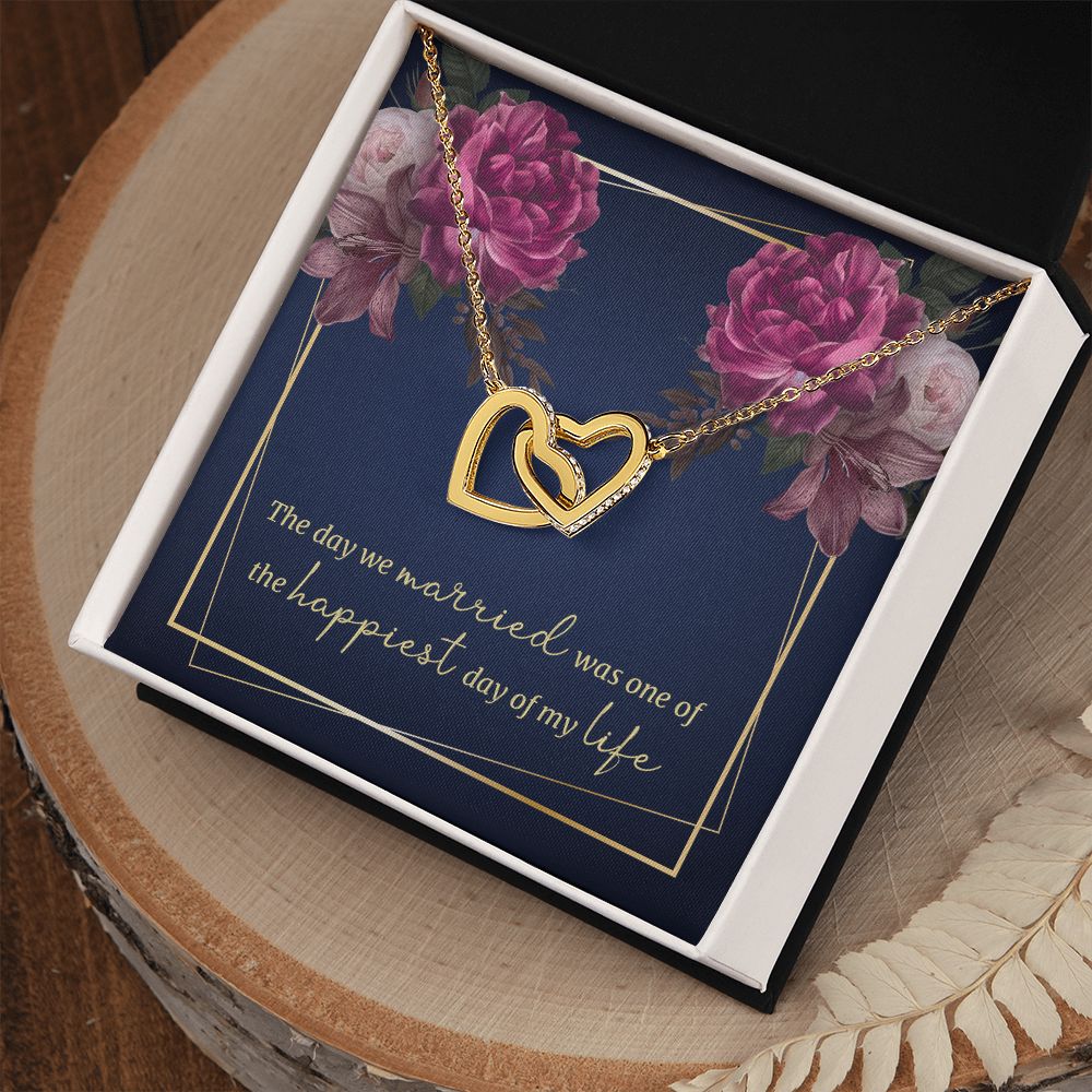 The day we married Interlock love Necklace, wife present, Personalized gifts